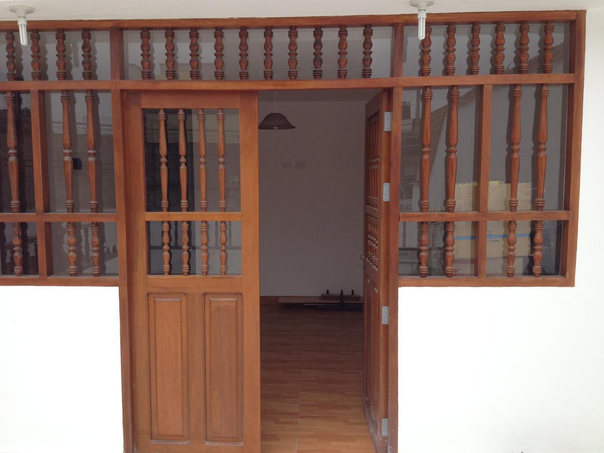 Punta Huanchaco Hostel Exteriör bild